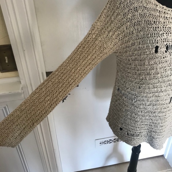 Distressed Sweater - Picture 2 of 4